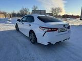 Toyota Camry 2021 года за 12 700 000 тг. в Павлодар