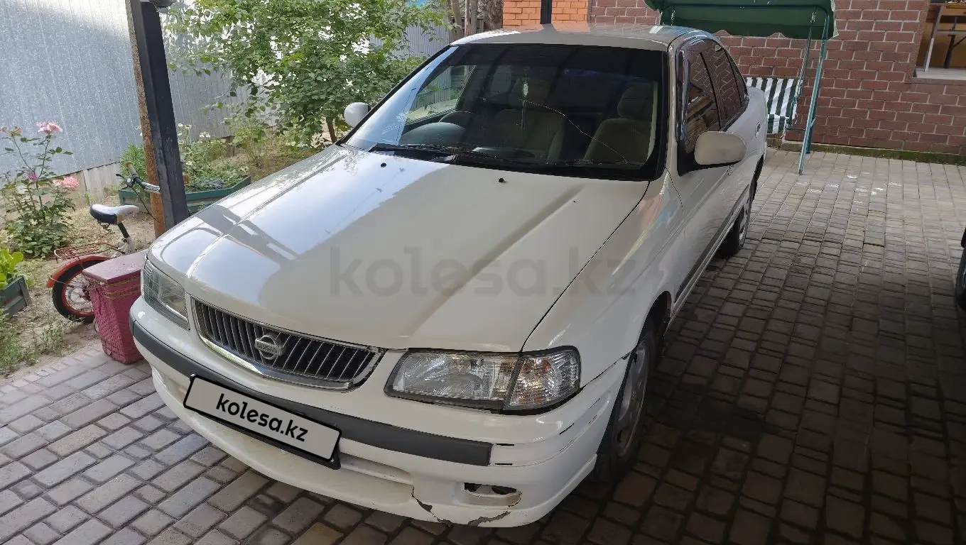 Nissan Sunny, 1999