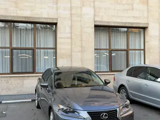 Lexus IS 250