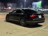 Volkswagen Passat 2016 года за 8 200 000 тг. в Алматы – фото 3