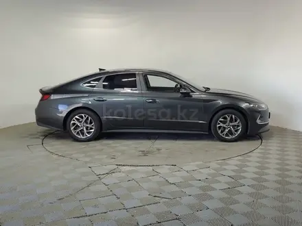 Hyundai Sonata 2020 года за 9 100 000 тг. в Алматы – фото 4