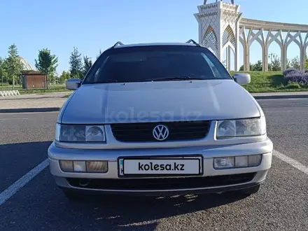 Volkswagen Passat 1993 года за 2 100 000 тг. в Туркестан – фото 3