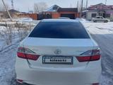 Toyota Camry 2014 годаүшін10 850 000 тг. в Семей – фото 2