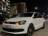 Volkswagen Polo 2014 года за 4 000 000 тг. в Астана – фото 2