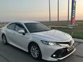 Toyota Camry 2018 года за 12 000 000 тг. в Уральск – фото 6