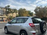 Toyota RAV4 2010 годаүшін7 000 000 тг. в Тараз – фото 2