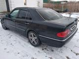 Mercedes-Benz E 200 1998 года за 2 800 000 тг. в Жанаозен – фото 3