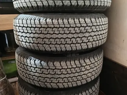 Комплект новых колес от Прадо за 600 000 тг. в Атырау – фото 12
