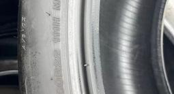 Bridgestone Alenza A/S 02 275/50 R22 111H за 350 000 тг. в Алматы – фото 5