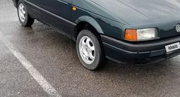Volkswagen Passat 1993 года за 1 500 000 тг. в Тараз – фото 2