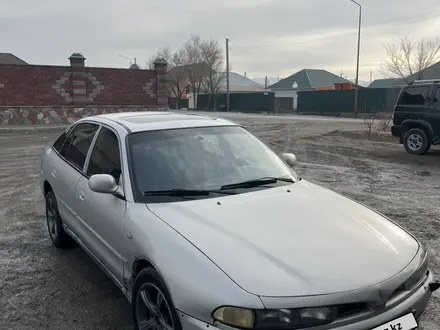 Mitsubishi Galant 1994 года за 650 000 тг. в Ушарал – фото 2