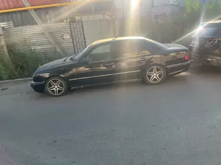 Mercedes-Benz E 55 AMG