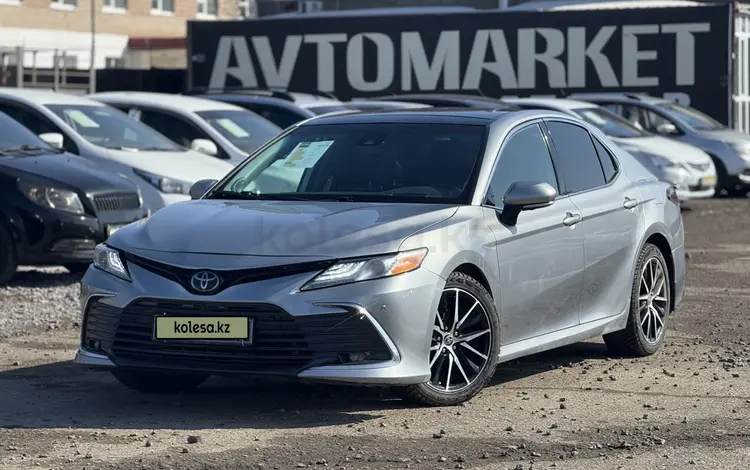Toyota Camry 2022 годаүшін13 500 000 тг. в Актобе