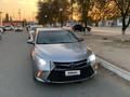 Toyota Camry 2015 года за 6 600 000 тг. в Атырау – фото 2