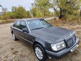 Mercedes-Benz E 200 1993 годаүшін1 400 000 тг. в Рудный – фото 3