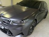 BMW M5 2025 года за 69 500 000 тг. в Алматы – фото 4