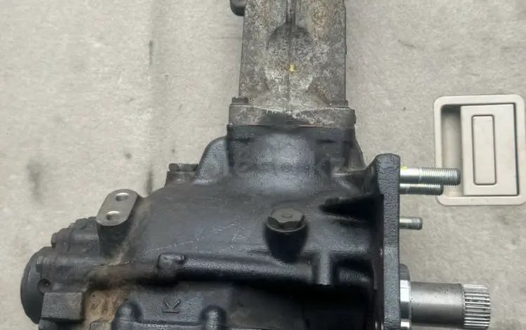 Раздатка Тойота альфард за 110 000 тг. в Алматы