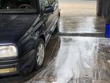 Volkswagen Golf 1993 года за 1 450 000 тг. в Есик – фото 4