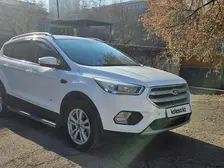 Ford Kuga, 2017