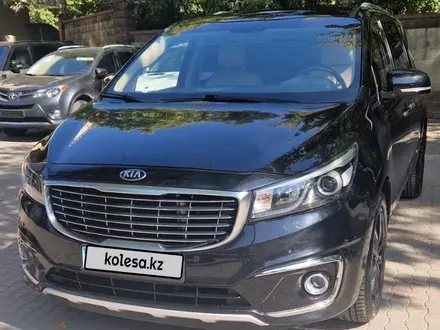 Kia Carnival 2017 года за 10 500 000 тг. в Алматы – фото 2