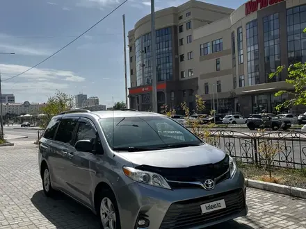 Toyota Sienna 2011 года за 6 000 000 тг. в Атырау