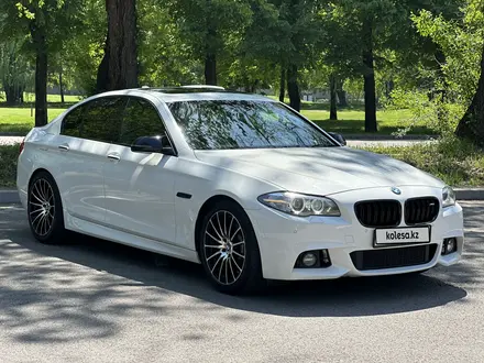 BMW 535 2016 года за 15 300 000 тг. в Алматы