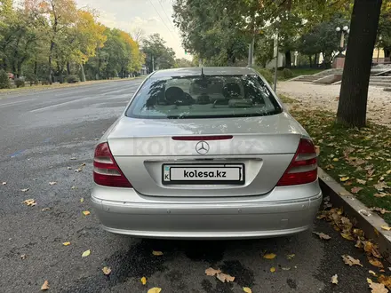 Mercedes-Benz E 320 2002 года за 5 100 000 тг. в Алматы – фото 4