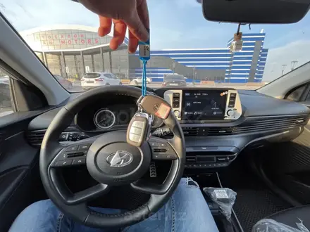 Hyundai Bayon 2024 года за 8 400 000 тг. в Астана – фото 2