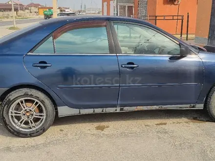 Toyota Camry 2003 года за 3 500 000 тг. в Актау – фото 4