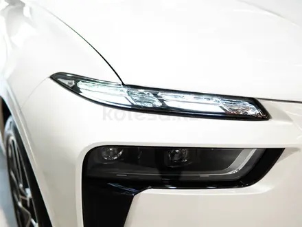 BMW X7 XDrive 40i 2024 года за 74 175 176 тг. в Алматы – фото 2