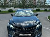 Toyota Camry 2018 года за 13 500 000 тг. в Астана – фото 3