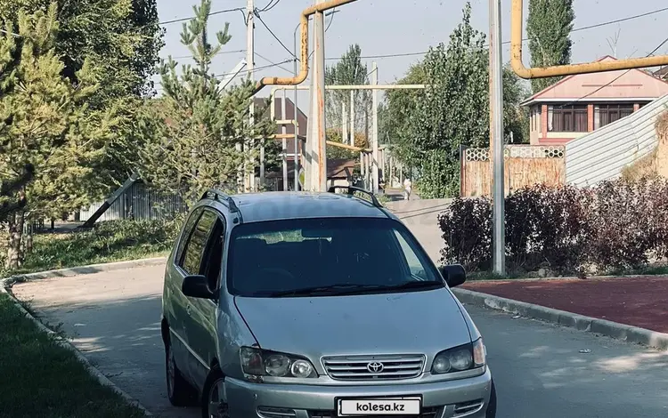 Toyota Ipsum 1997 годаүшін2 000 000 тг. в Алматы