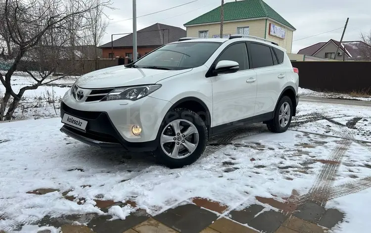 Toyota RAV4 2014 годаүшін10 500 000 тг. в Актобе