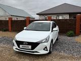 Hyundai Accent 2020 года за 6 700 000 тг. в Актобе – фото 2