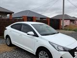 Hyundai Accent 2020 года за 6 700 000 тг. в Актобе – фото 4