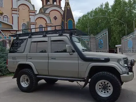 Toyota Land Cruiser Prado 1995 года за 7 878 780 тг. в Алматы – фото 44