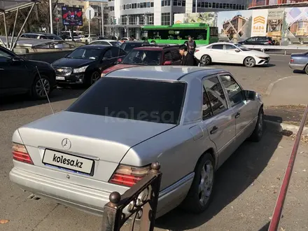 Mercedes-Benz E 280 1994 года за 3 000 000 тг. в Алматы – фото 6