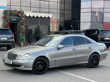 Mercedes-Benz E 320 2003 года за 4 700 000 тг. в Караганда – фото 3