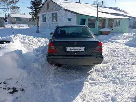 Mercedes-Benz C 180 1993 года за 1 200 000 тг. в Шемонаиха – фото 4