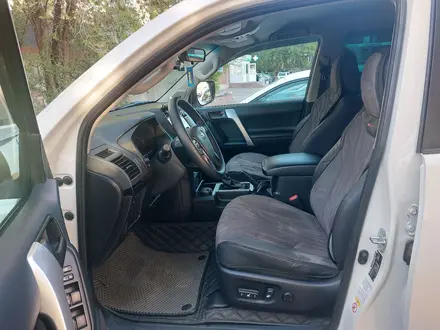 Toyota Land Cruiser Prado 2018 года за 21 500 000 тг. в Караганда – фото 8