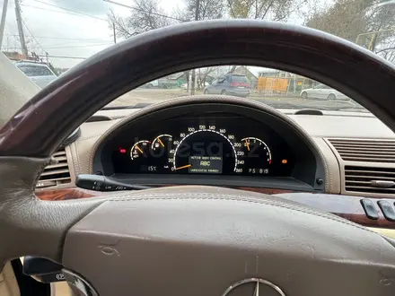 Mercedes-Benz S 600 2002 года за 5 000 000 тг. в Алматы – фото 13