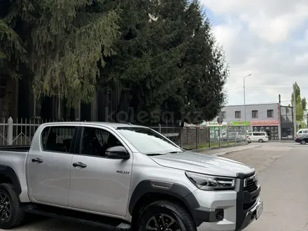 Toyota Hilux 2025 года за 26 000 000 тг. в Алматы – фото 2