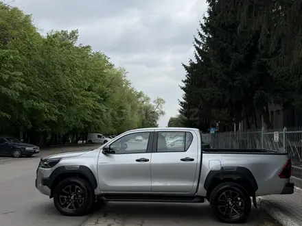 Toyota Hilux 2025 года за 26 000 000 тг. в Алматы – фото 15