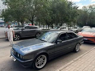 BMW 525