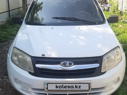 ВАЗ (Lada) Granta 2190 2013 года за 1 450 000 тг. в Уральск