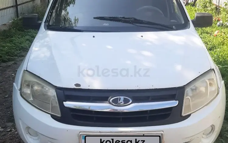 ВАЗ (Lada) Granta 2190 2013 года за 1 450 000 тг. в Уральск