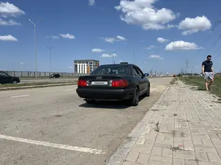 Audi 100