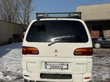Mitsubishi Delica 1996 годаfor3 200 000 тг. в Алматы – фото 2