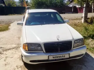 Mercedes-Benz E-Class, 1993