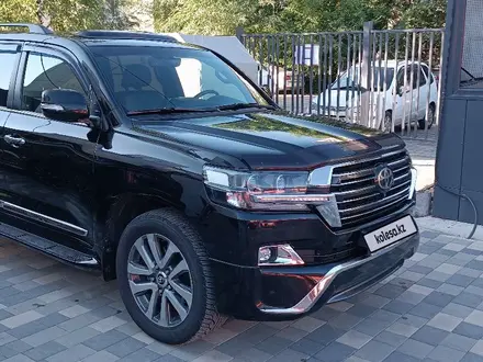 Toyota Land Cruiser 2017 года за 31 000 000 тг. в Усть-Каменогорск – фото 6